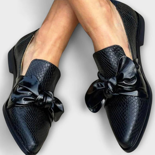 Feline - Loafer met Strikdetail