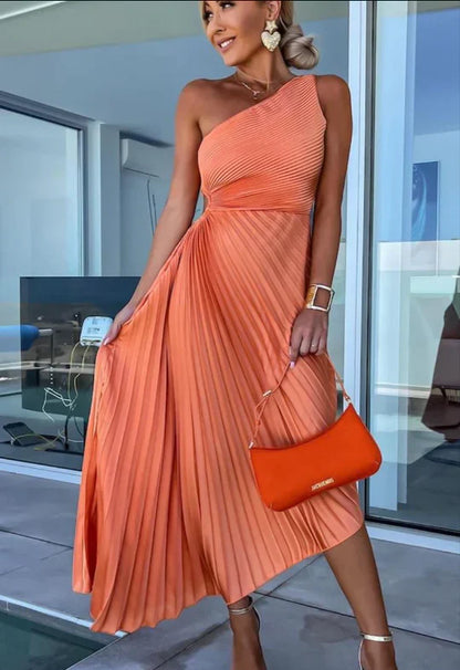 Momo - One-Shoulder Cocktailjurk